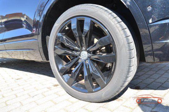 Volkswagen Touareg 3.0 V6 TDI 4Motion R-Line za 54300€
