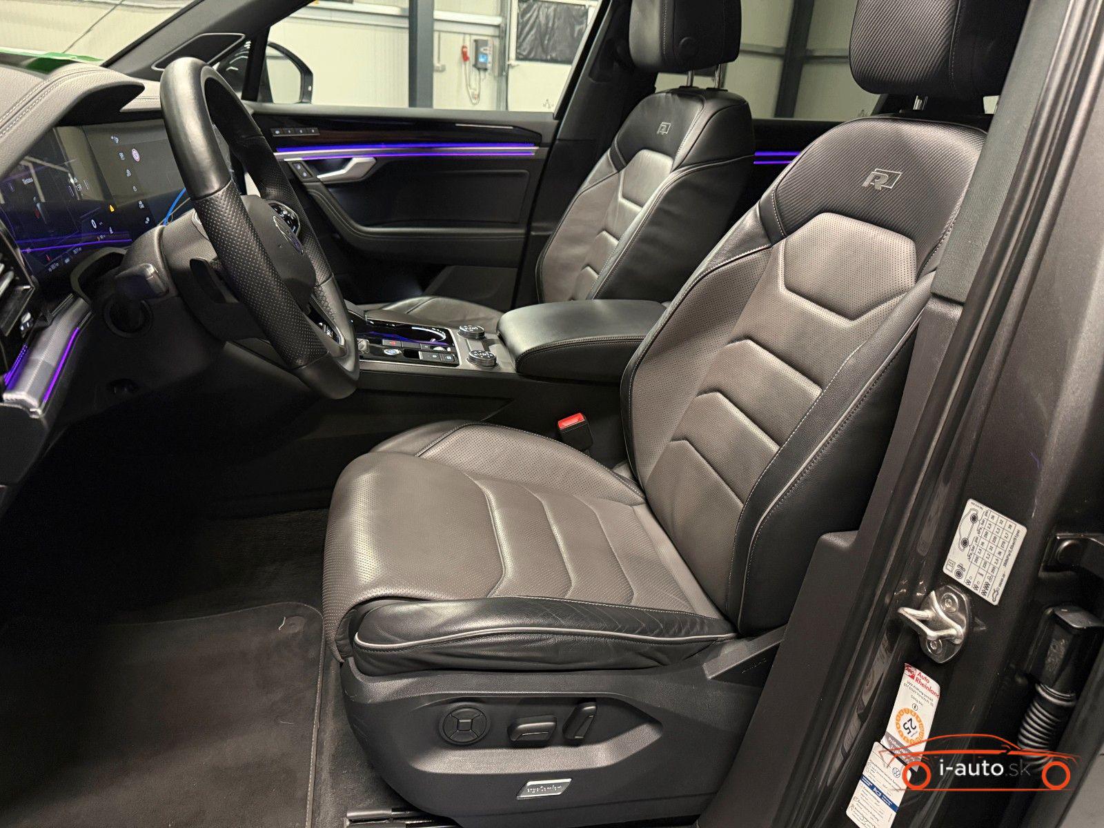 Volkswagen Touareg 3.0 TDI 4Motion R-Line za 56850€