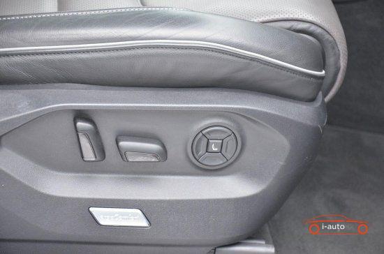 Volkswagen Touareg 3.0 V6 TDI 4Motion R-Line za 54300€