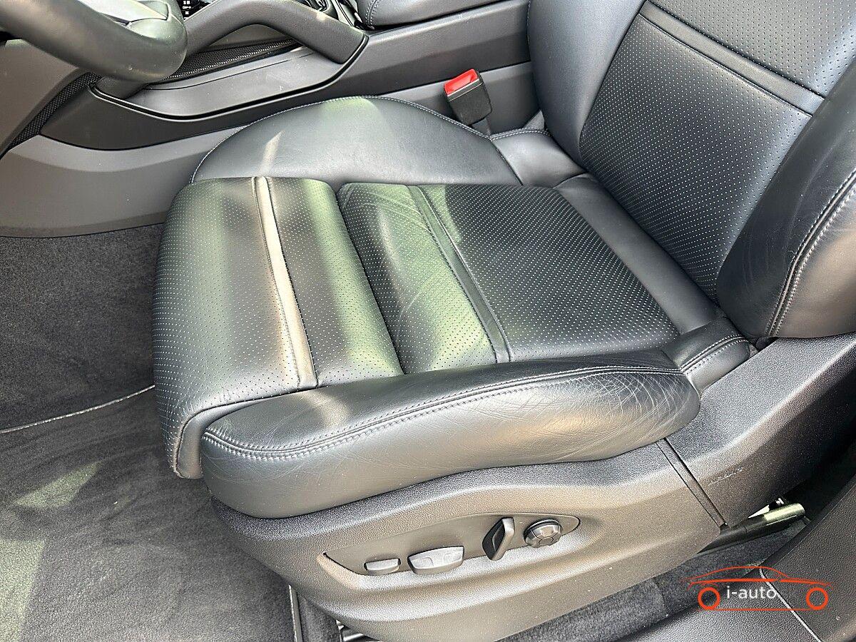 Porsche Cayenne E-Hybrid  za 85920€