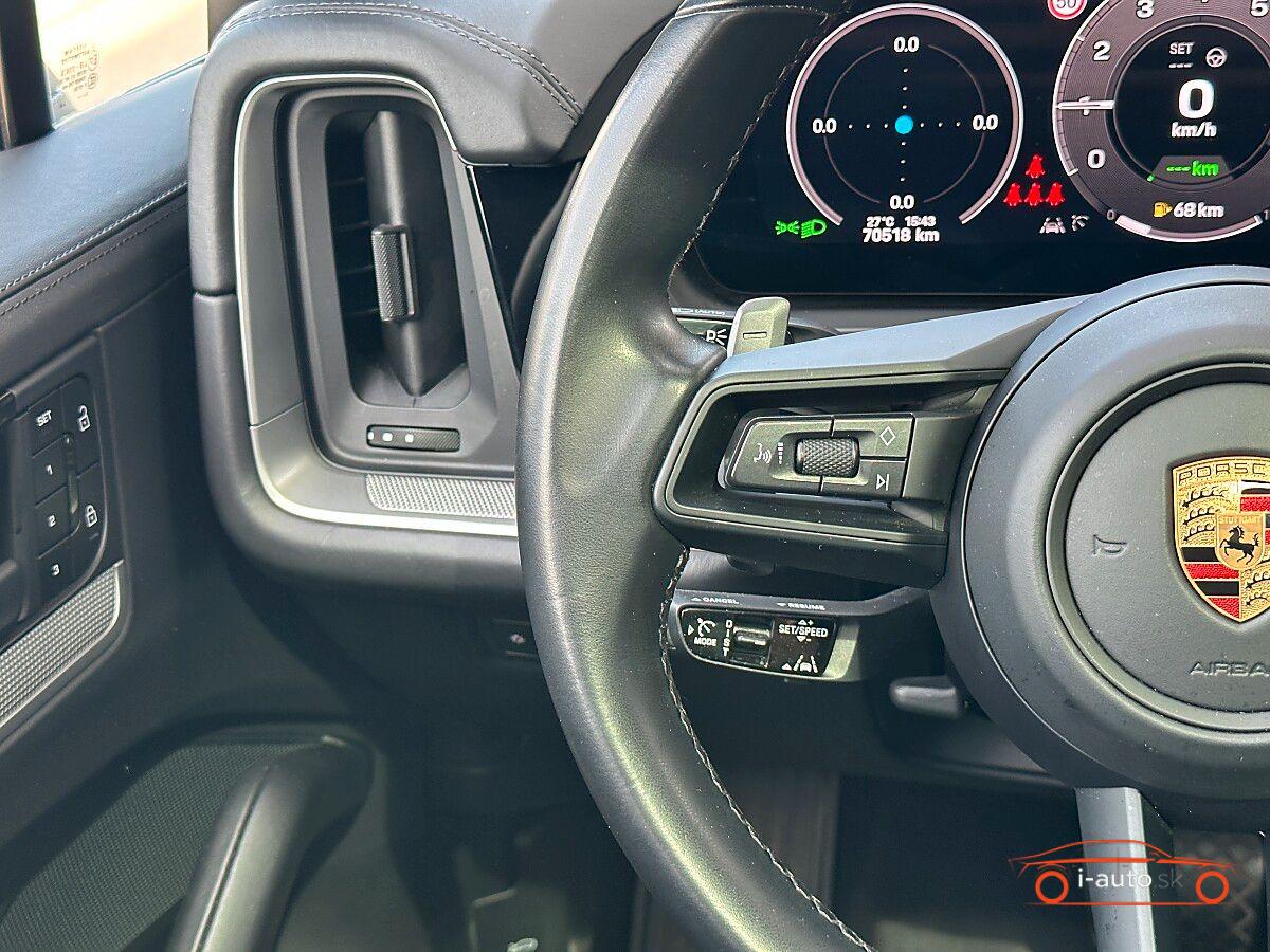 Porsche Cayenne E-Hybrid  za 85920€