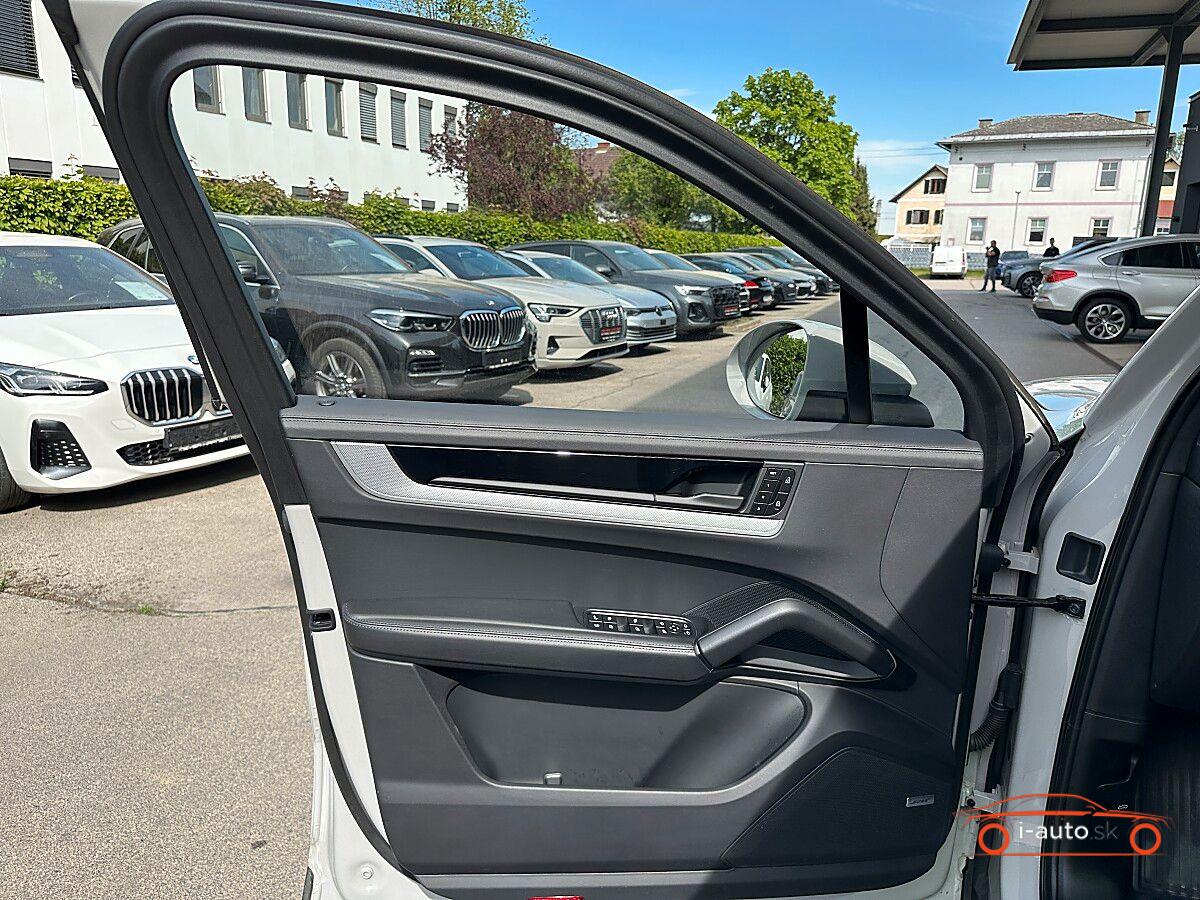 Porsche Cayenne E-Hybrid  za 85920€