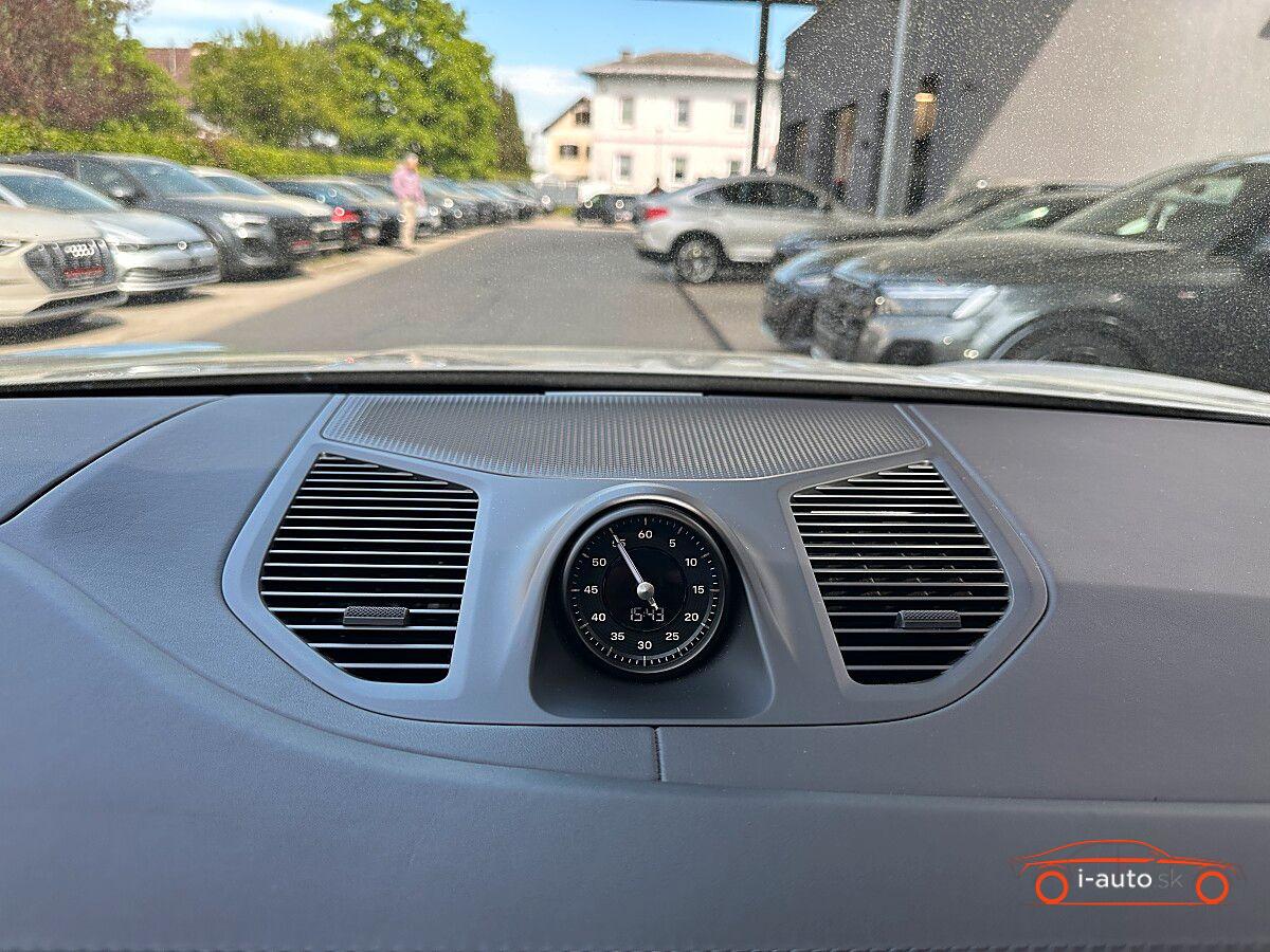Porsche Cayenne E-Hybrid  za 85920€