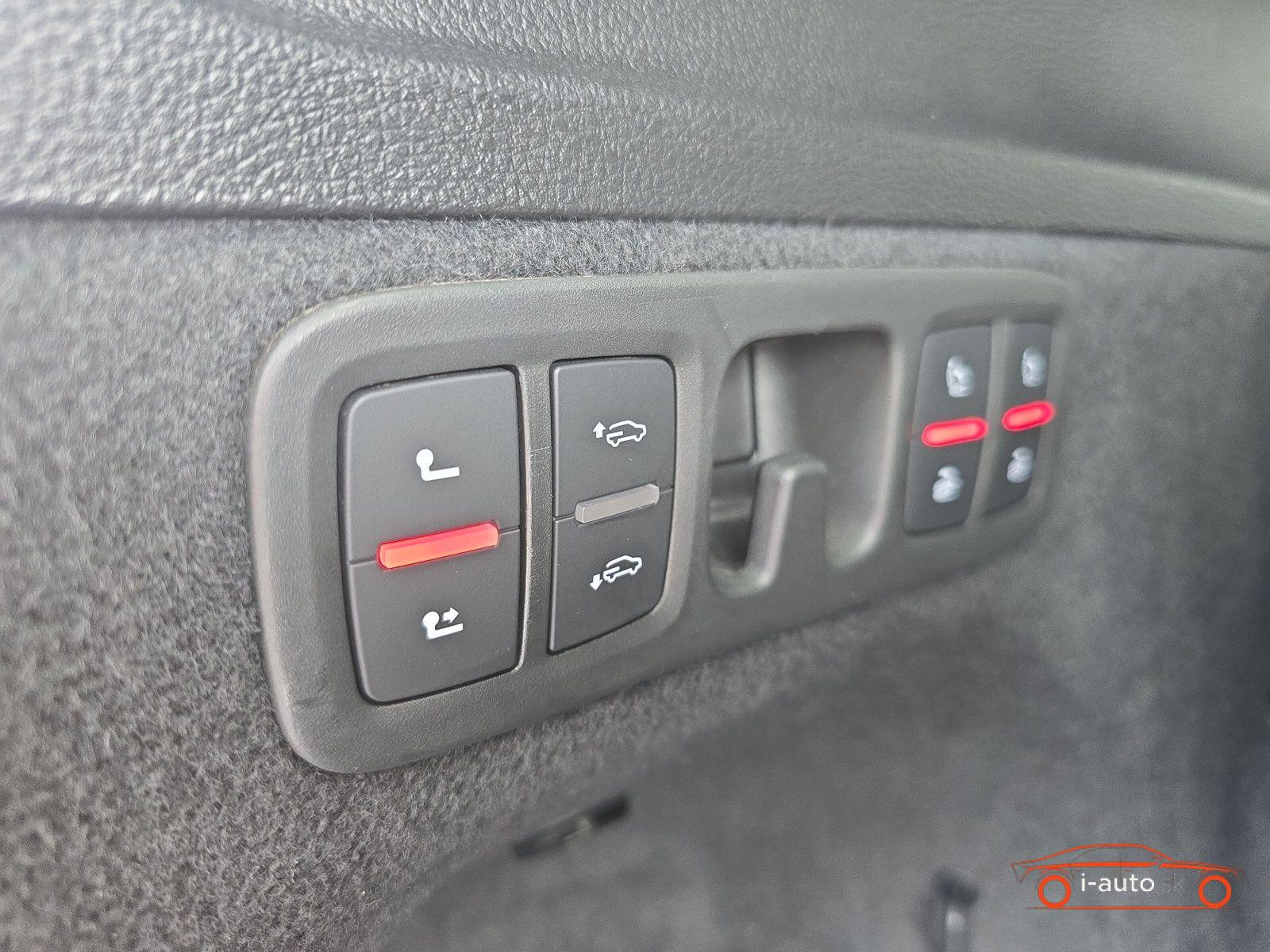 Audi Q7 50 TDI quattro S line za 57010€