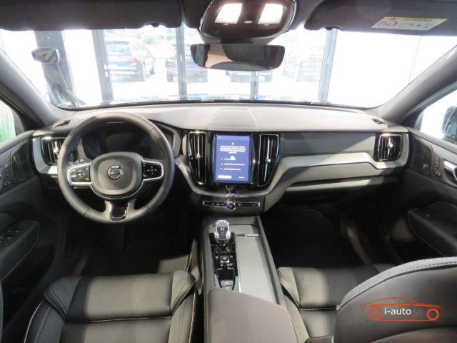 Volvo XC60 T8 Recharge Plus Black Edition za 60790€