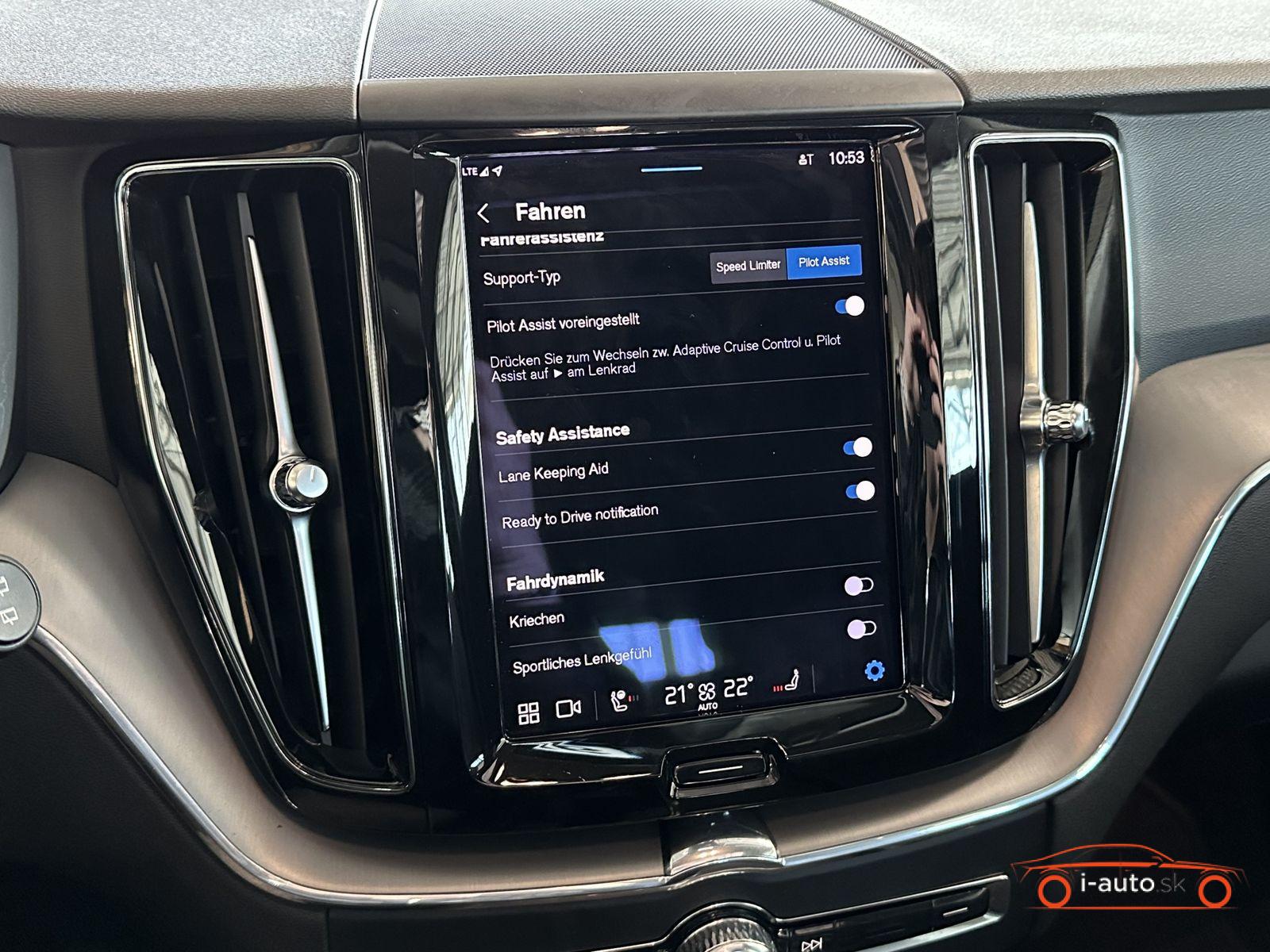Volvo XC60 T6 Plug-In AWD Essential za 42400€