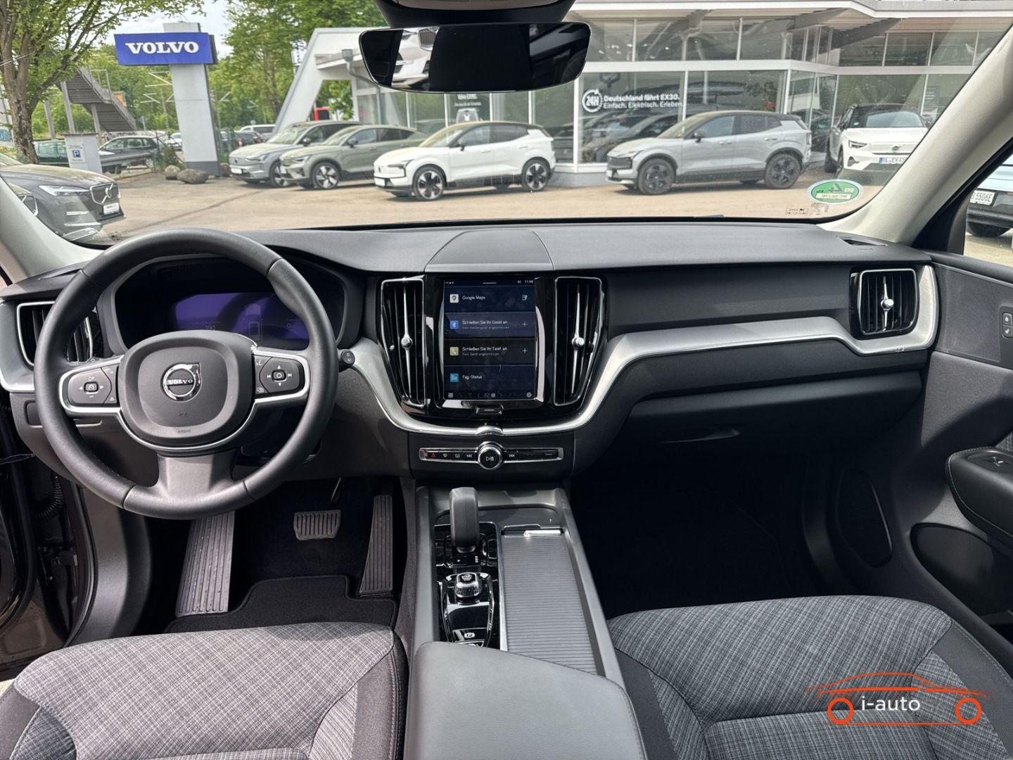 Volvo XC60 T6 Inscription Expression Recharge Plug-In  za 44800€