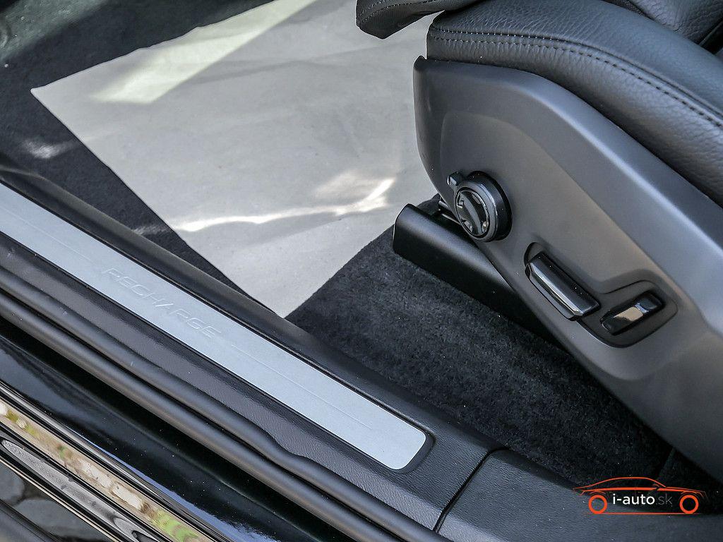 Volvo XC60 T8 Recharge Inscription Expression Recharge za 45500€