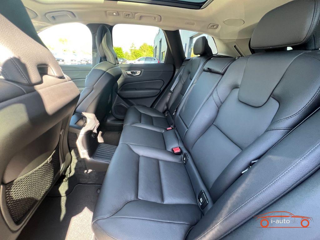 Volvo XC60 Inscription Expression Recharge Plug-In Hybrid za 43470€
