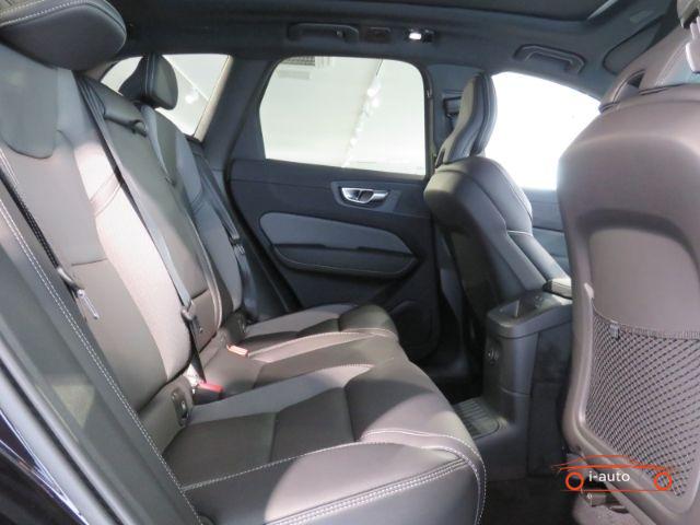 Volvo XC60 T8 Recharge Plus Black Edition za 60790€