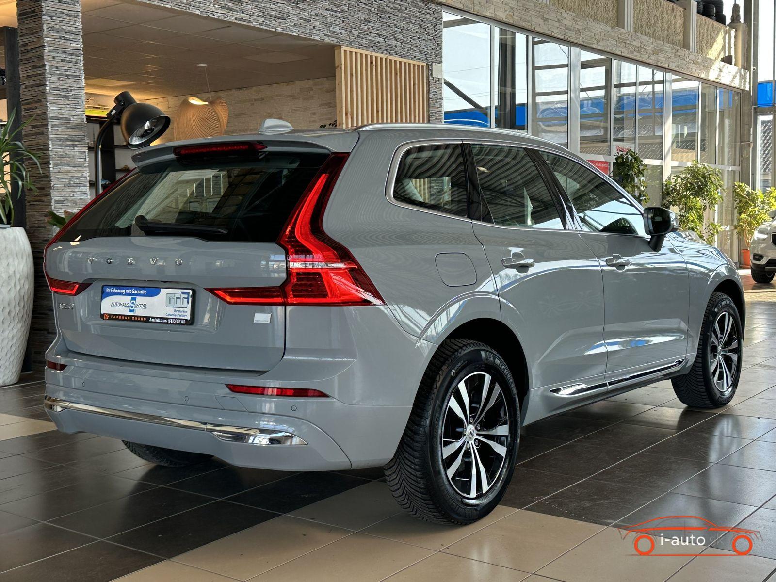 Volvo XC60 T6 Plug-In AWD Essential za 42400€
