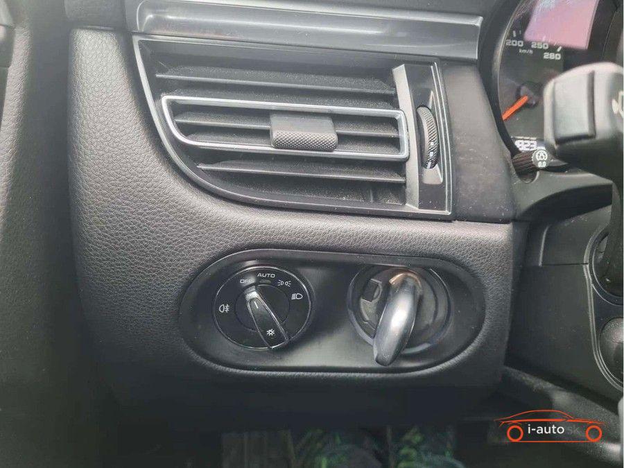 Porsche Macan Basis za 53900€