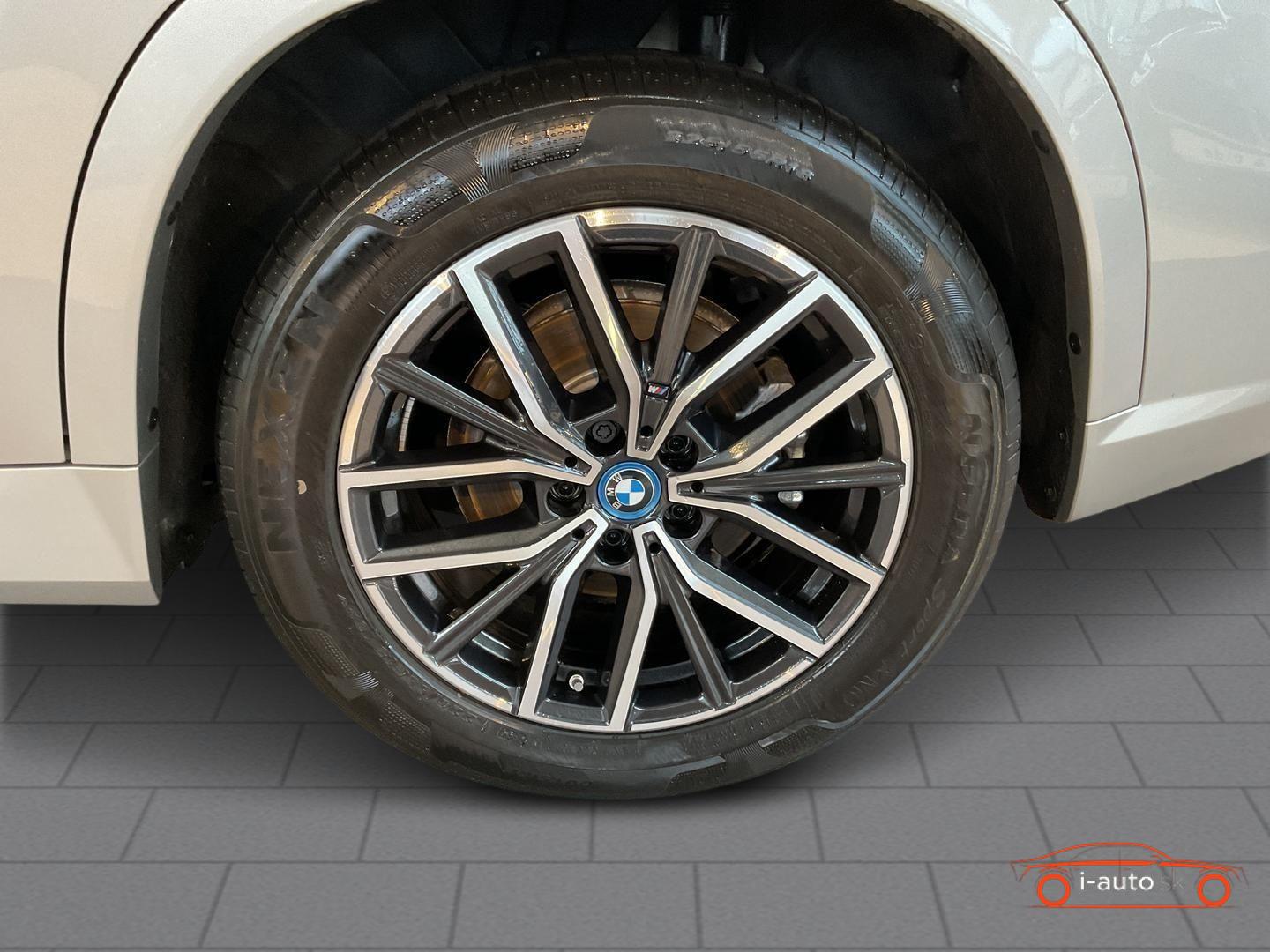 BMW iX1 xDrive30 M Sport za 51790€