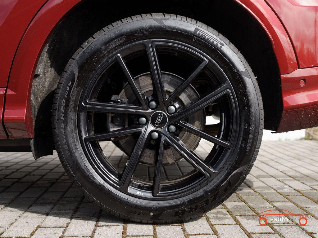 Audi Q5 2.0 TFSI Sportback S line za 65570€