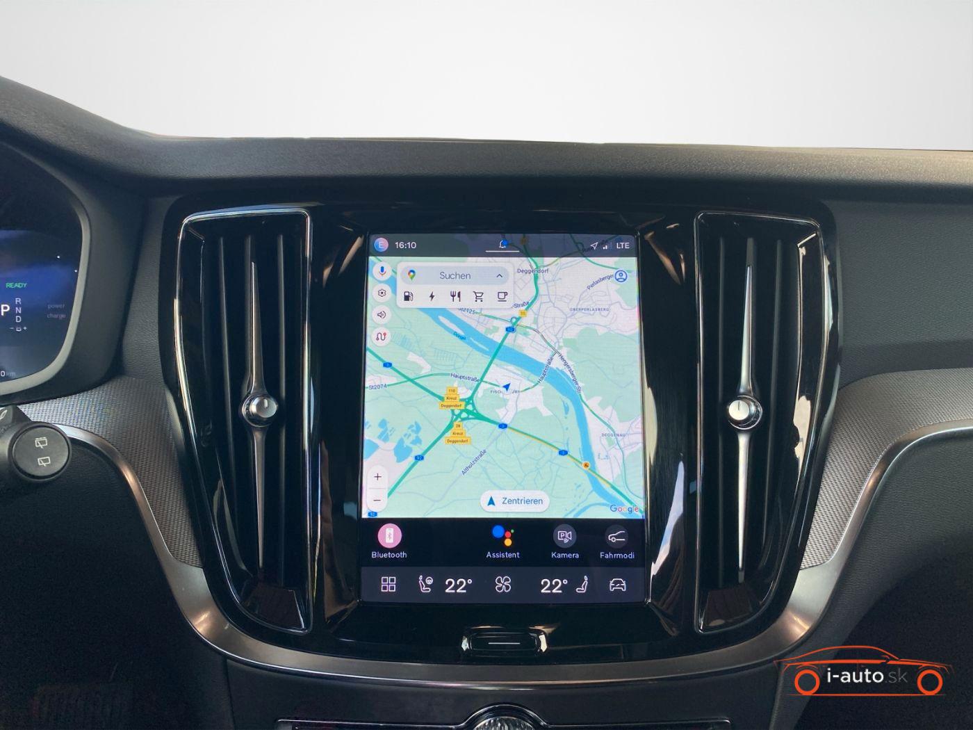 Volvo V60 T8 Plus Dark Recharge za 43000€