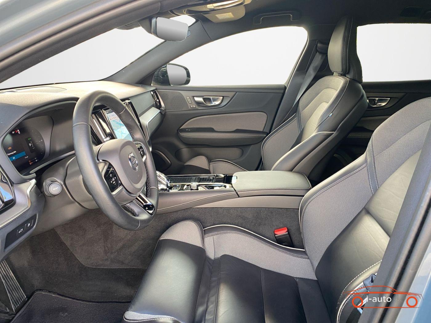 Volvo V60 T8 Plus Dark Recharge za 43000€