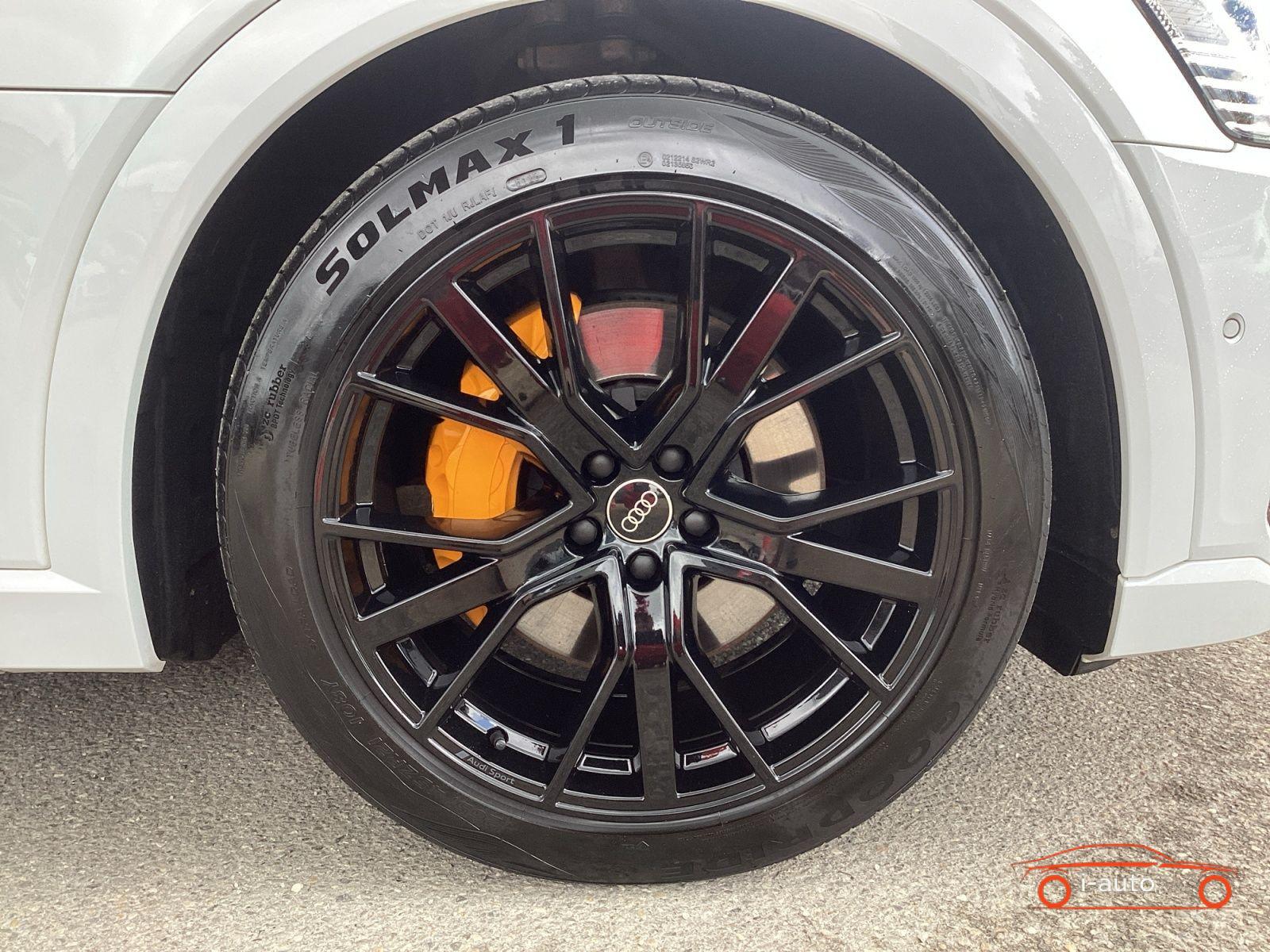 Audi e-tron 55 quattro S-Line  za 37610€
