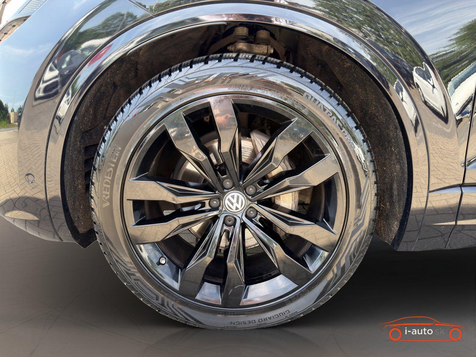 Volkswagen Touareg 3.0 V6 TDI 4Motion R-Line za 47500€