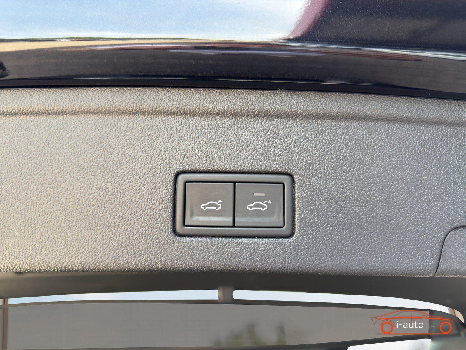 Volkswagen Touareg 3.0 V6 TDI 4Motion R-Line za 47500€