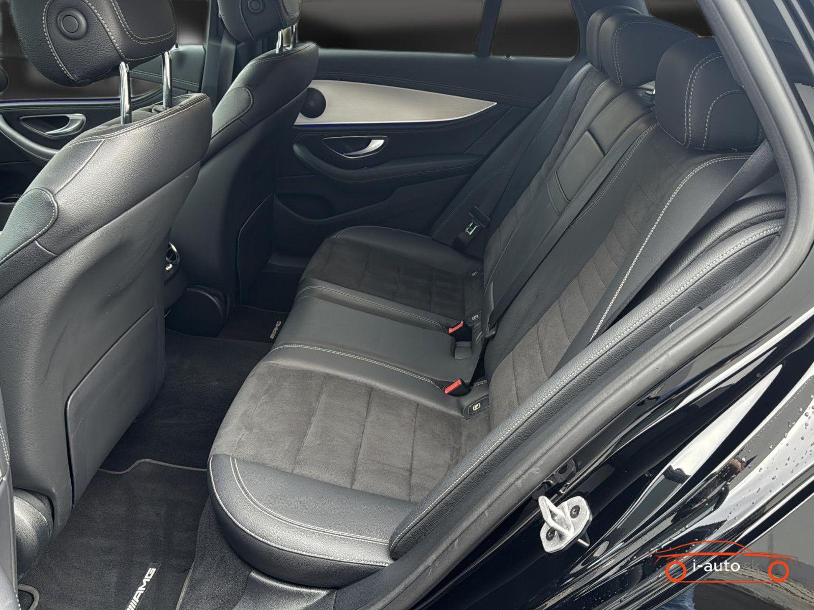 Mercedes-Benz E T 300de AMG 4M za 34140€