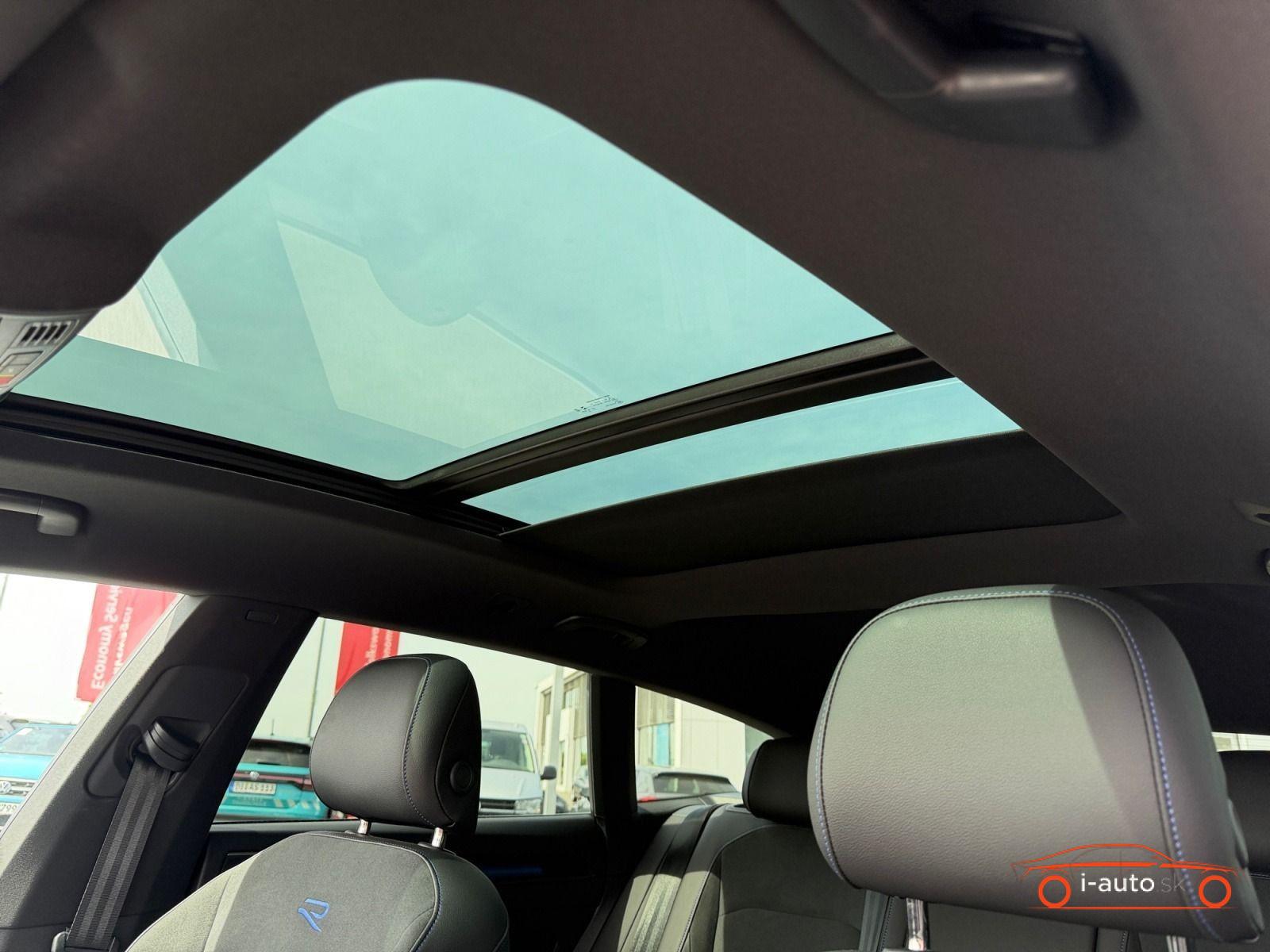 Volkswagen Arteon Shooting Brake 2.0 TSI DSG 4Motion R-Line za 38590€