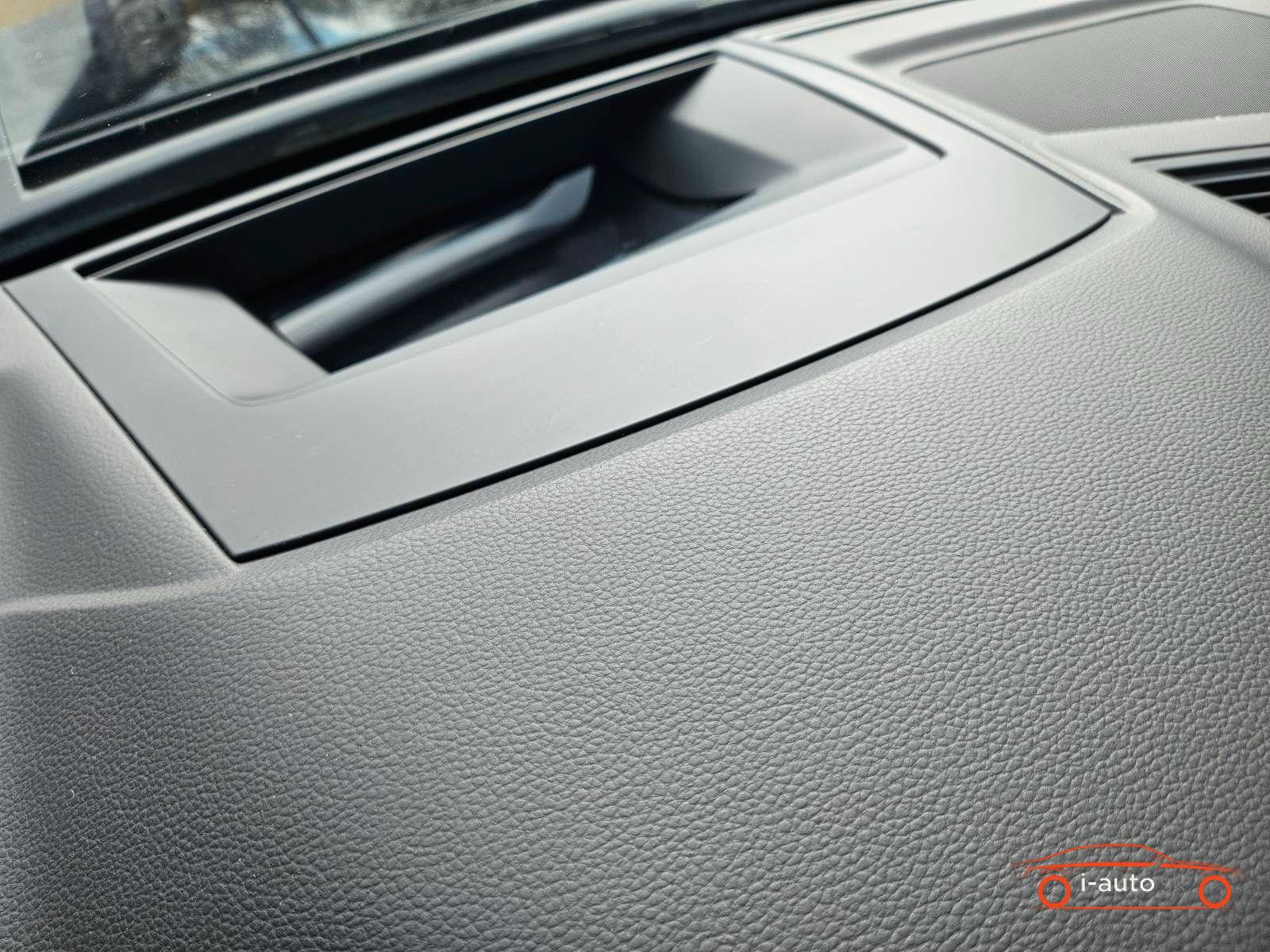 Volkswagen Touareg 3.0 V6 TDI 4MOTION  R-Line za 46460€