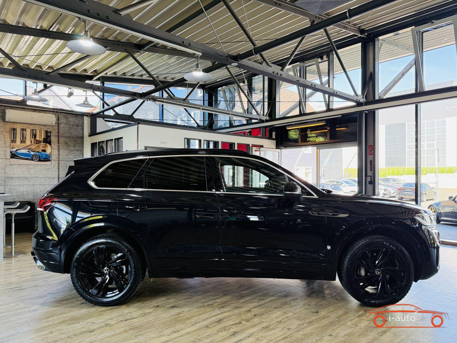 Volkswagen Touareg 3.0 TSI R-Line 4Motion za 48600€