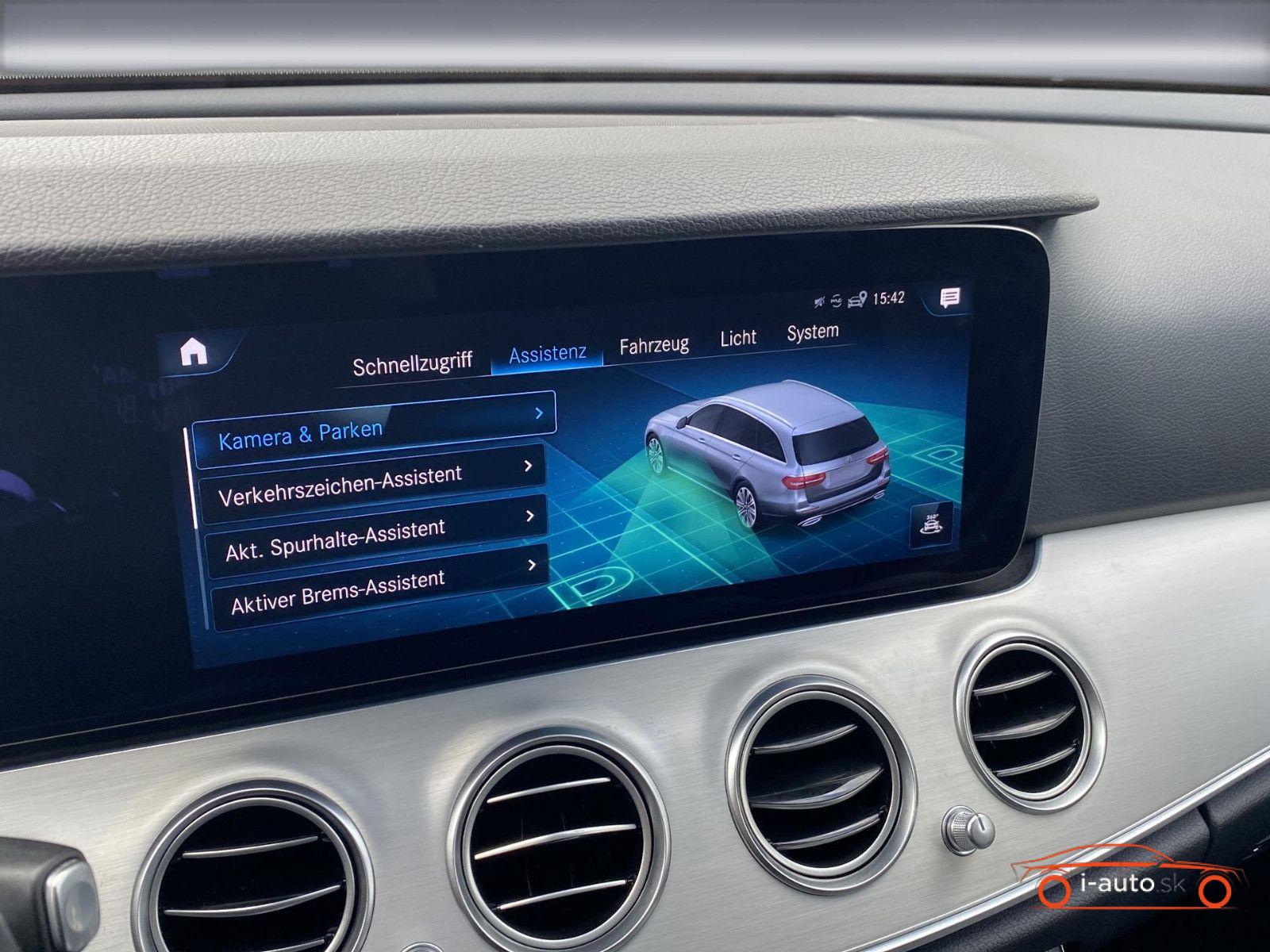 Mercedes-Benz E T 300de AMG za 31800€