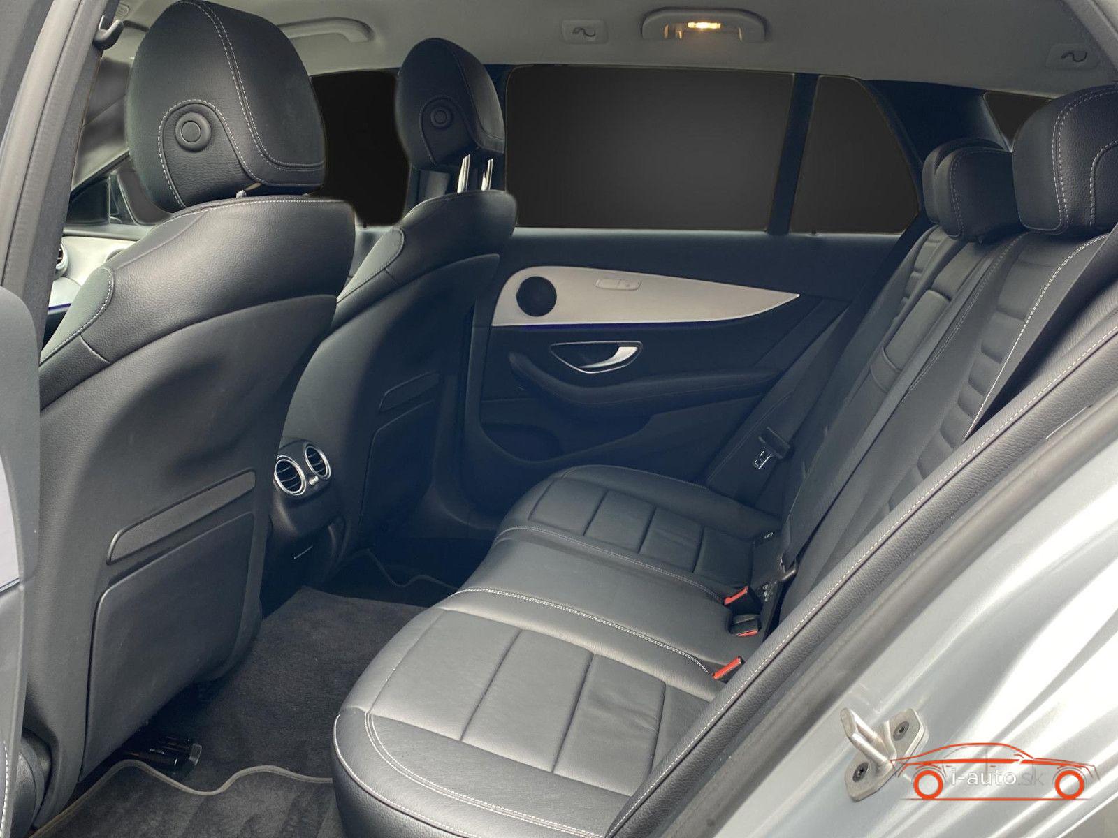 Mercedes-Benz E T 300de AMG za 31800€
