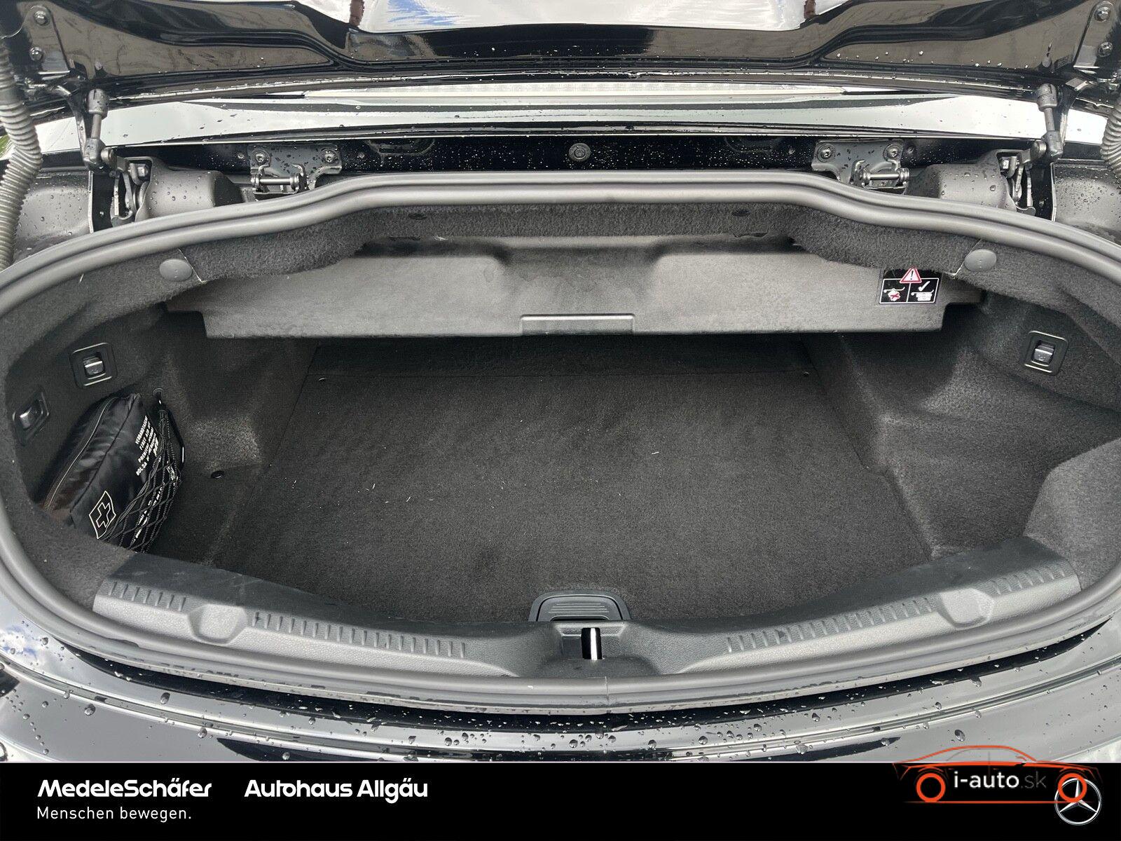 Mercedes-Benz E 200 Cabrio AMG za 44000€