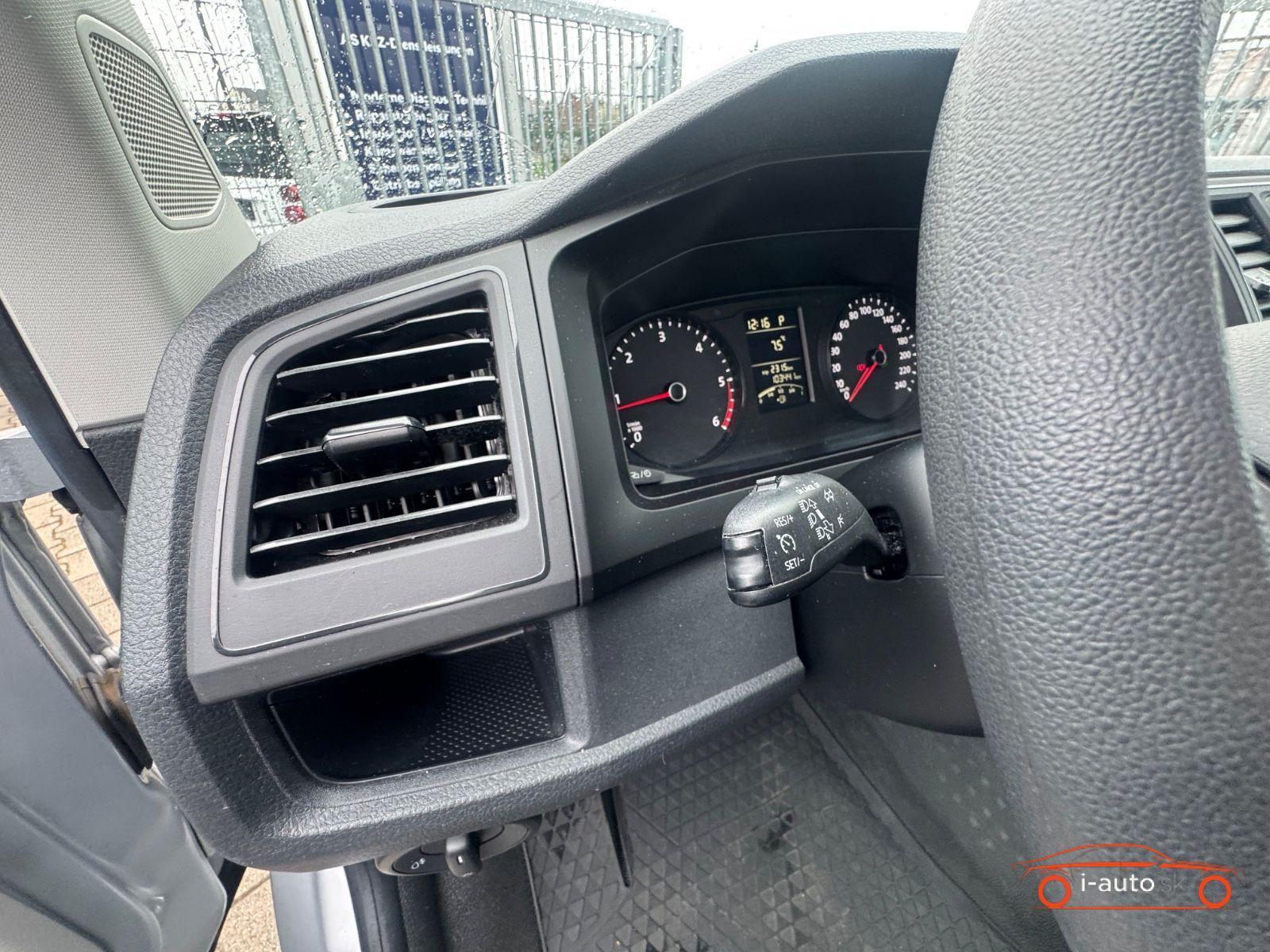 Volkswagen T6 Caravelle 2.0 TDI DSG za 31990€