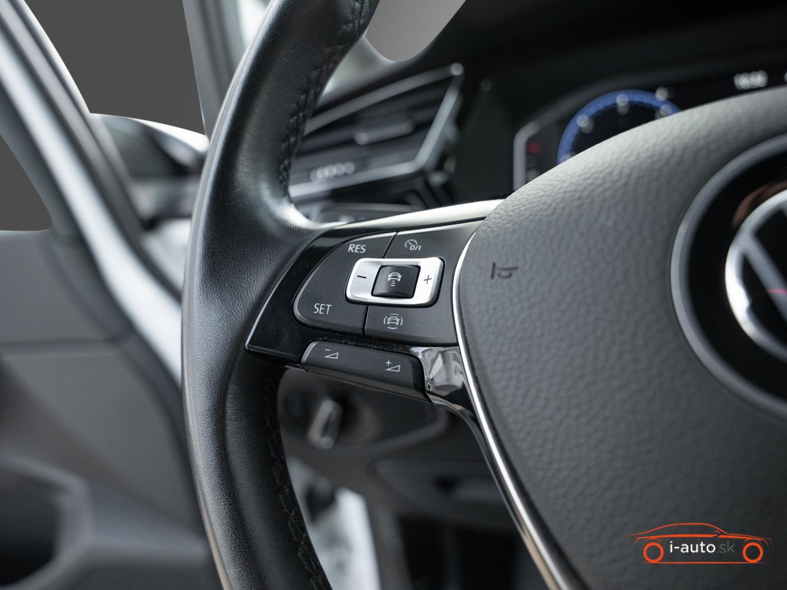 Volkswagen Touran 2.0 TDI DSG Highline Family za 28400€