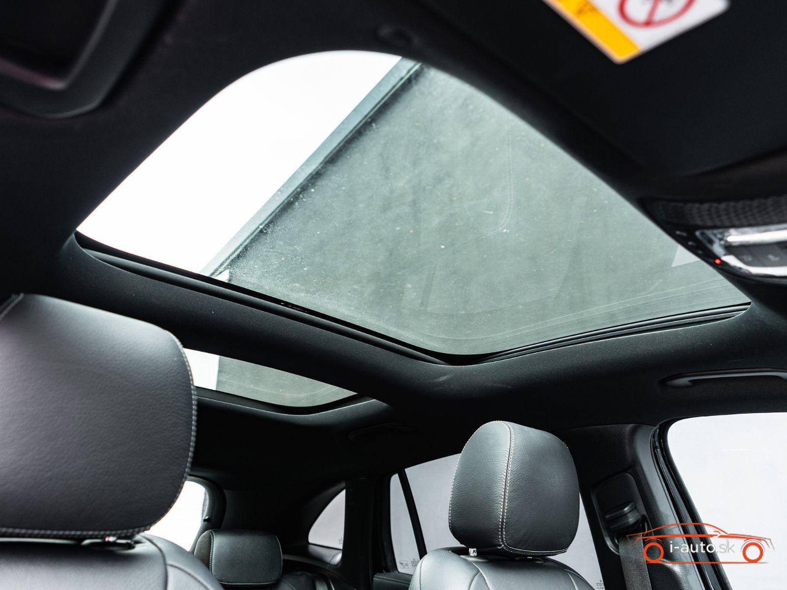 Mercedes-Benz GLA 220d 4Matic AMG LINE za 33100€