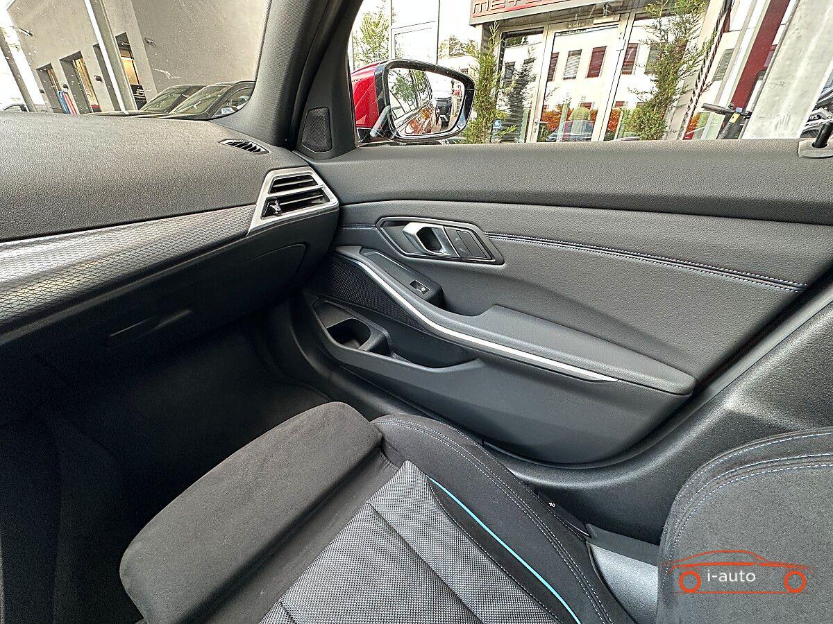 BMW 3 Touring 330i xDrive Touring M-Paket  za 39900€