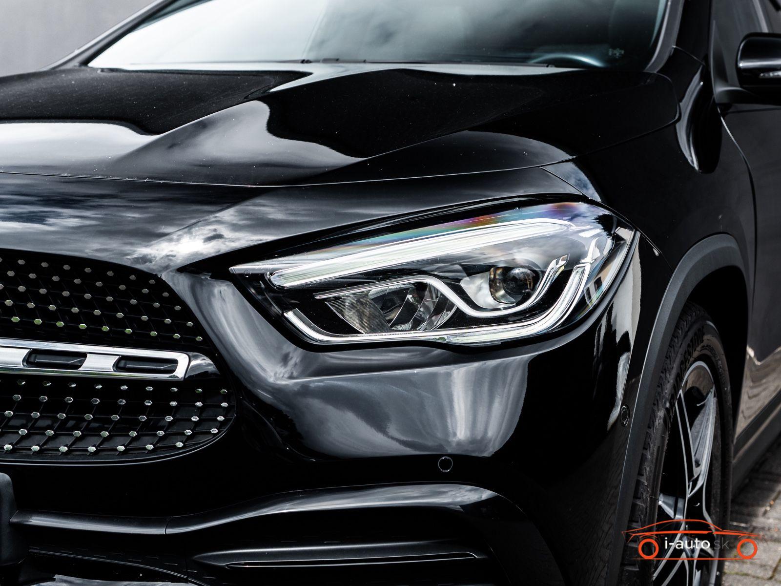 Mercedes-Benz GLA 220d 4Matic AMG LINE za 33100€