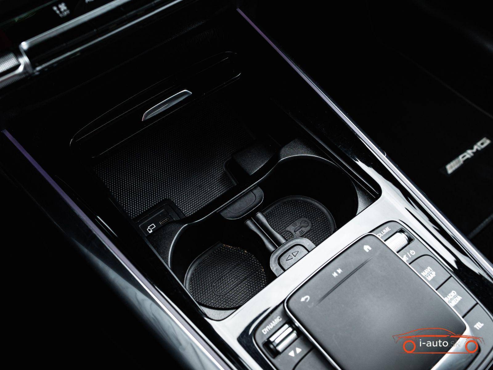 Mercedes-Benz GLA 220d 4Matic AMG LINE za 33100€