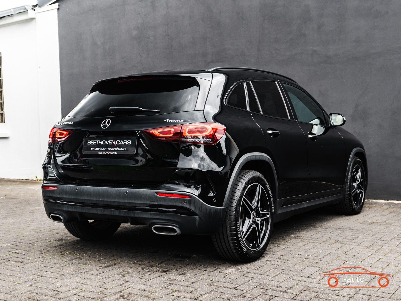 Mercedes-Benz GLA 220d 4Matic AMG LINE za 33100€