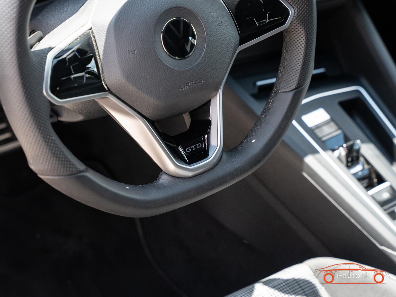 Volkswagen Golf GTD 2.0 TDI Business za 28800€