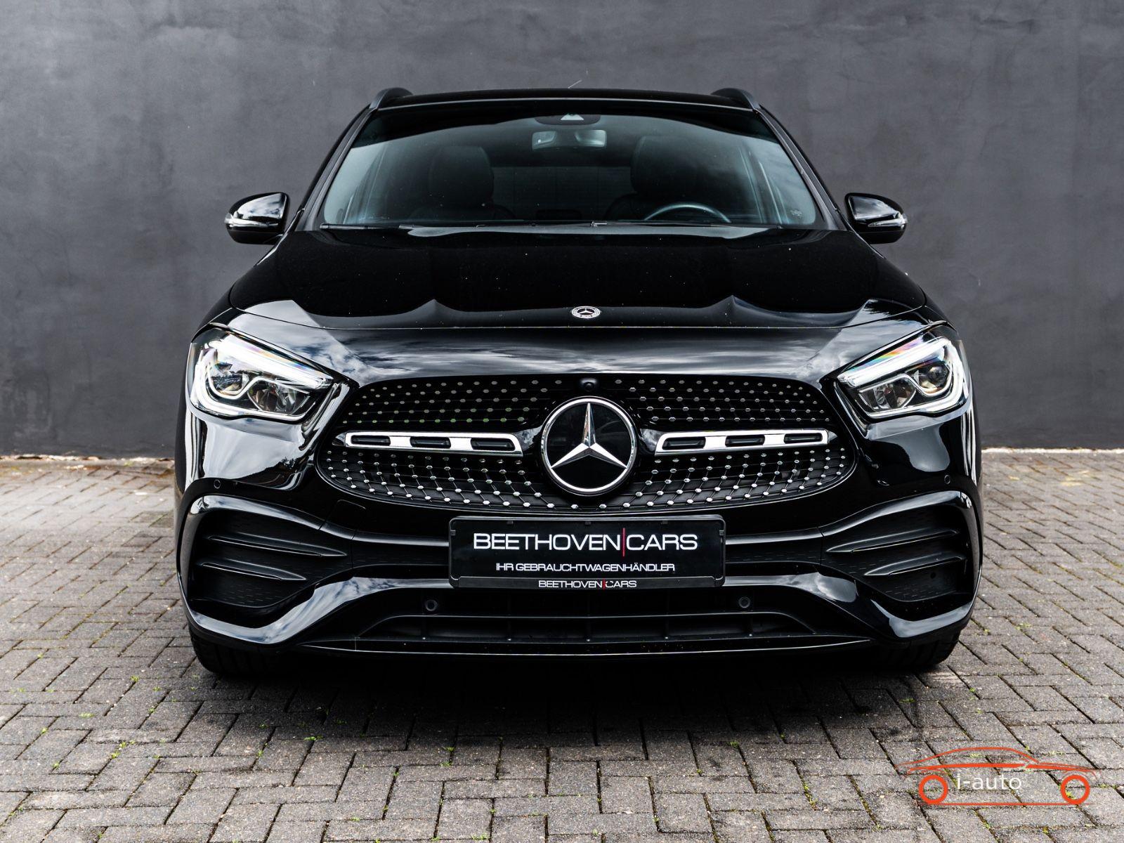 Mercedes-Benz GLA 220d 4Matic AMG LINE za 33100€