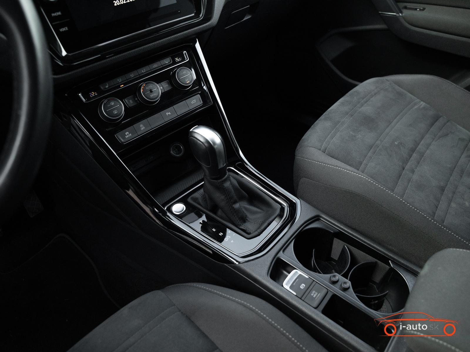 Volkswagen Touran 2.0 TDI DSG Highline Family za 28400€