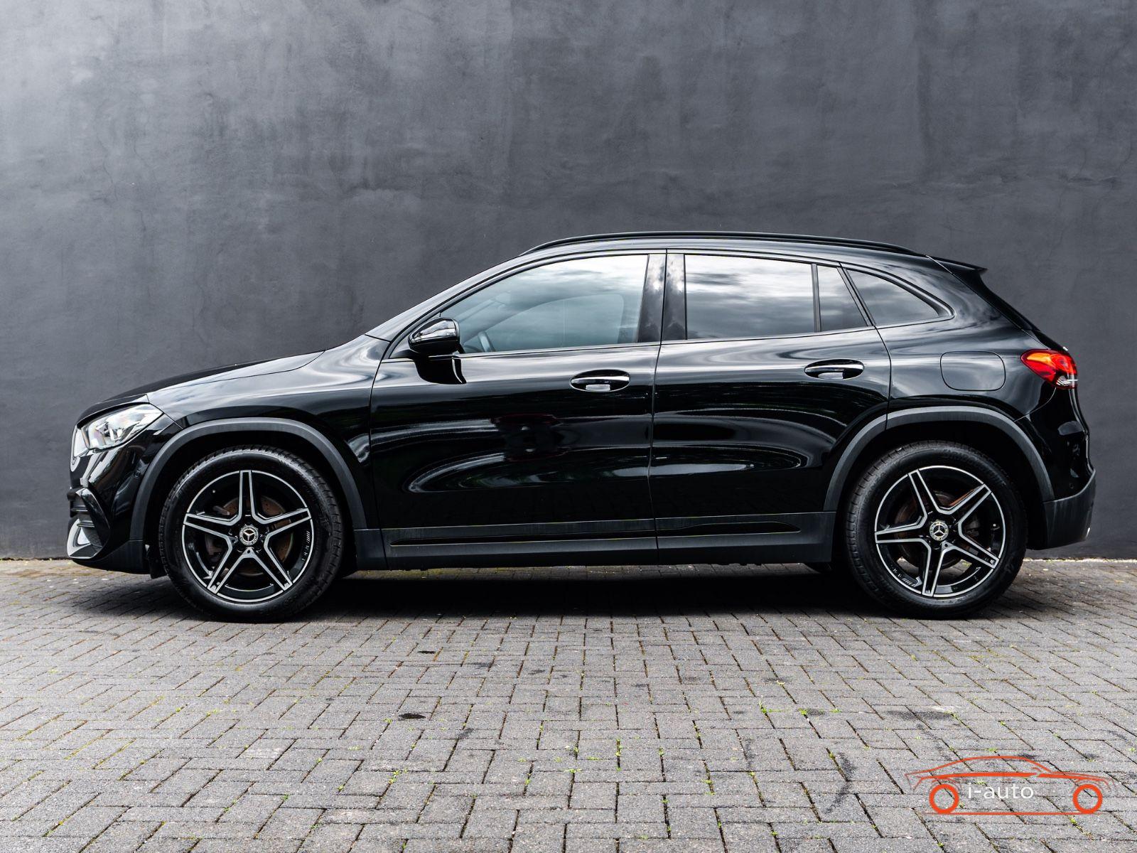 Mercedes-Benz GLA 220d 4Matic AMG LINE za 33100€