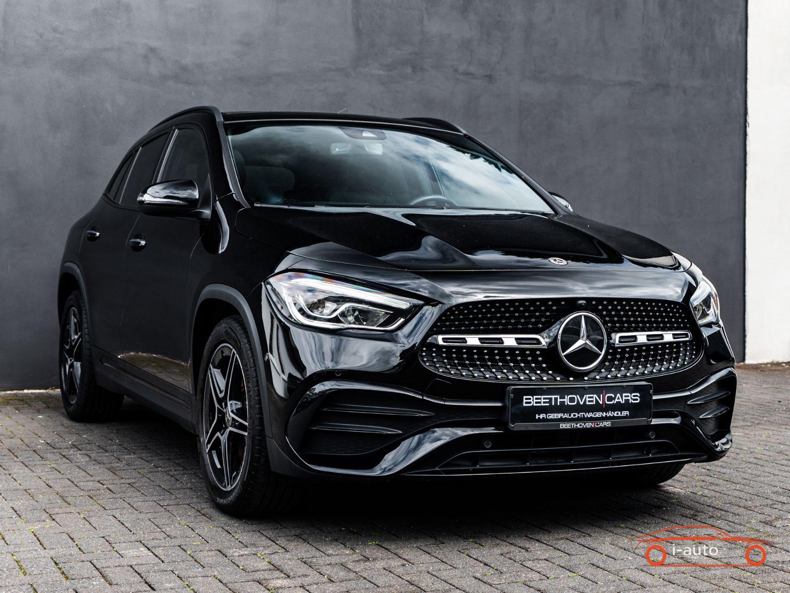 Mercedes-Benz GLA 220d 4Matic AMG LINE za 33100€