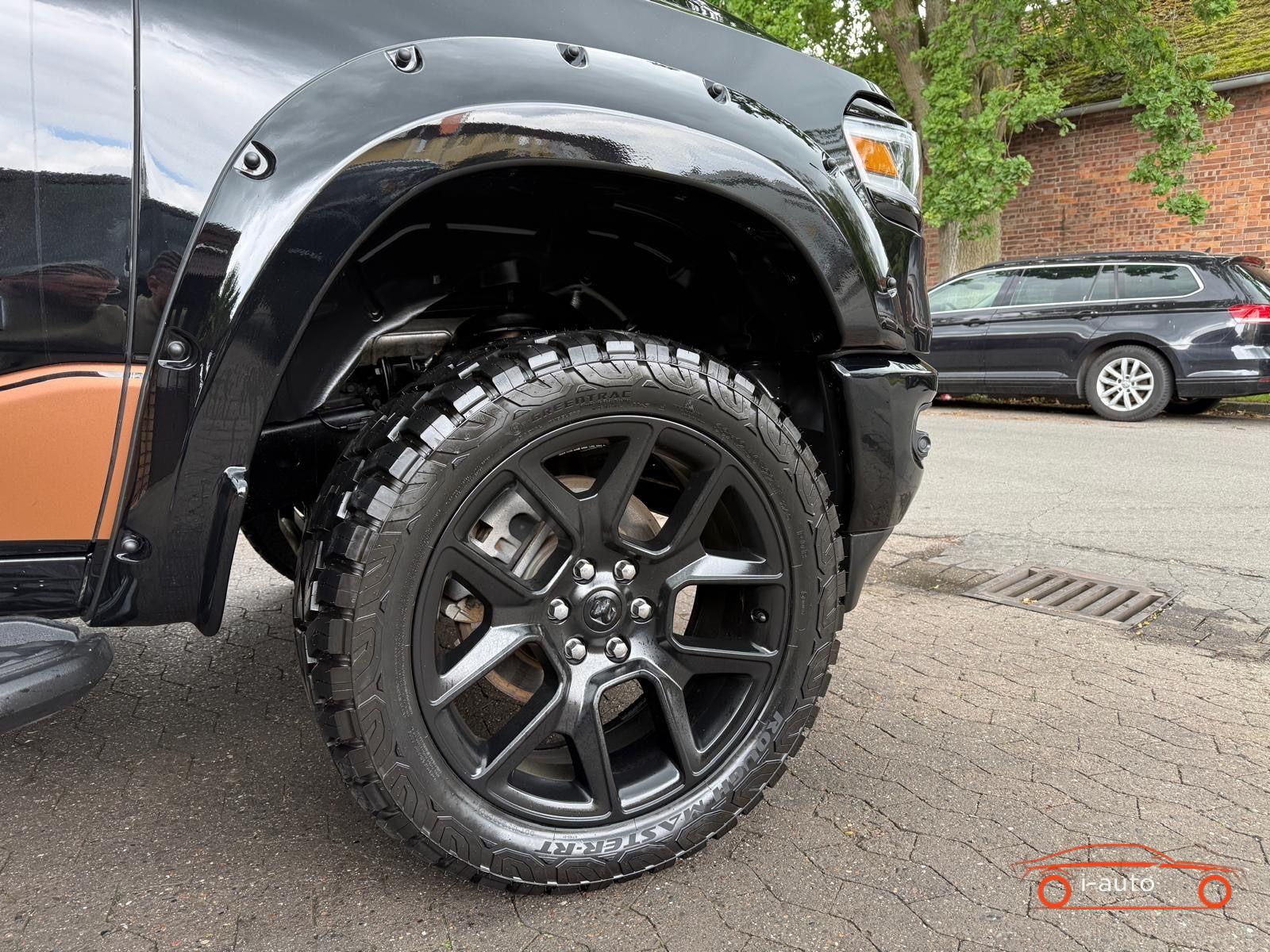 Dodge RAM 5.7 V8 HEMI LPG za 60990€