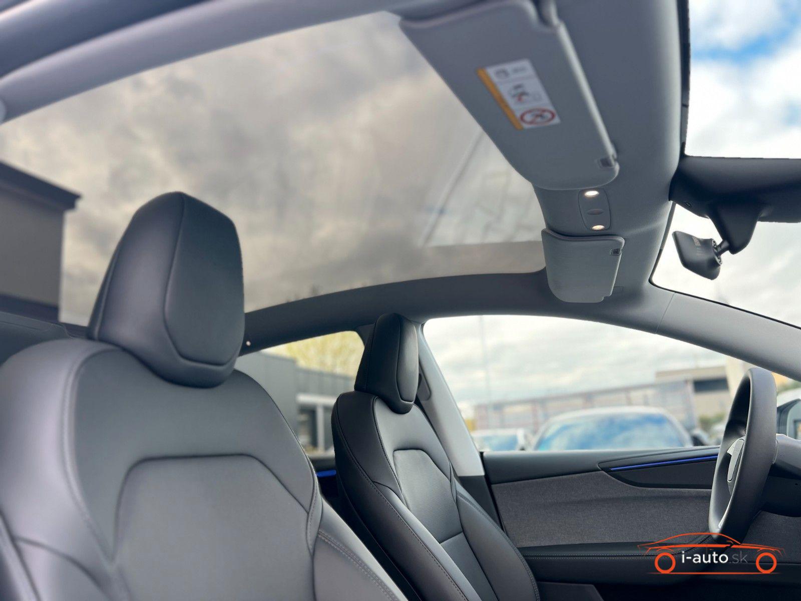 Tesla Model Y SR Juniper Premium za 52760€