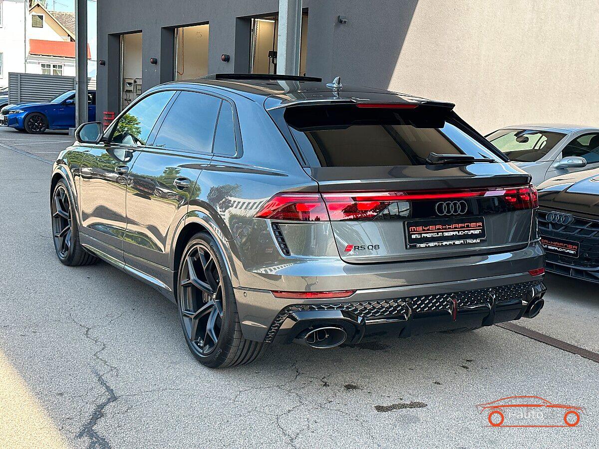 Audi RSQ8 Performance TFSI quattro za 157900€