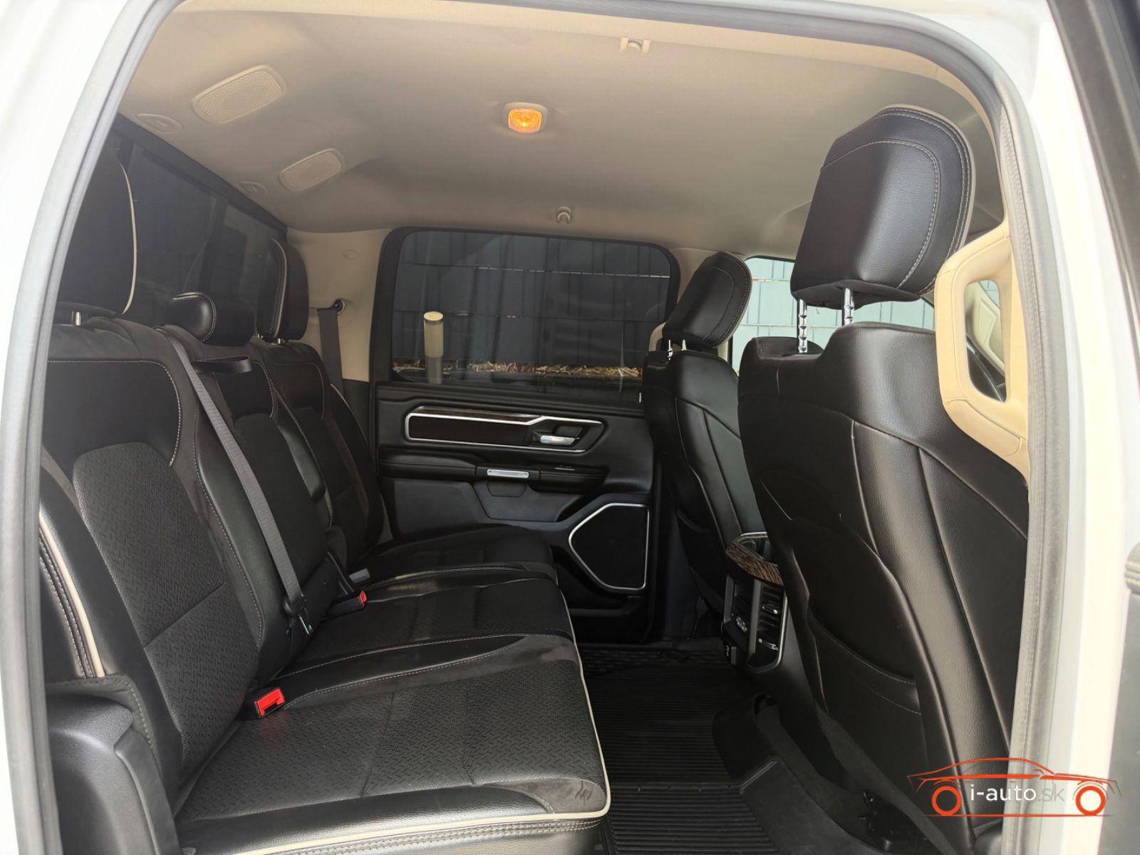 Dodge RAM 5,7 V8 LARAMIE za 53110€