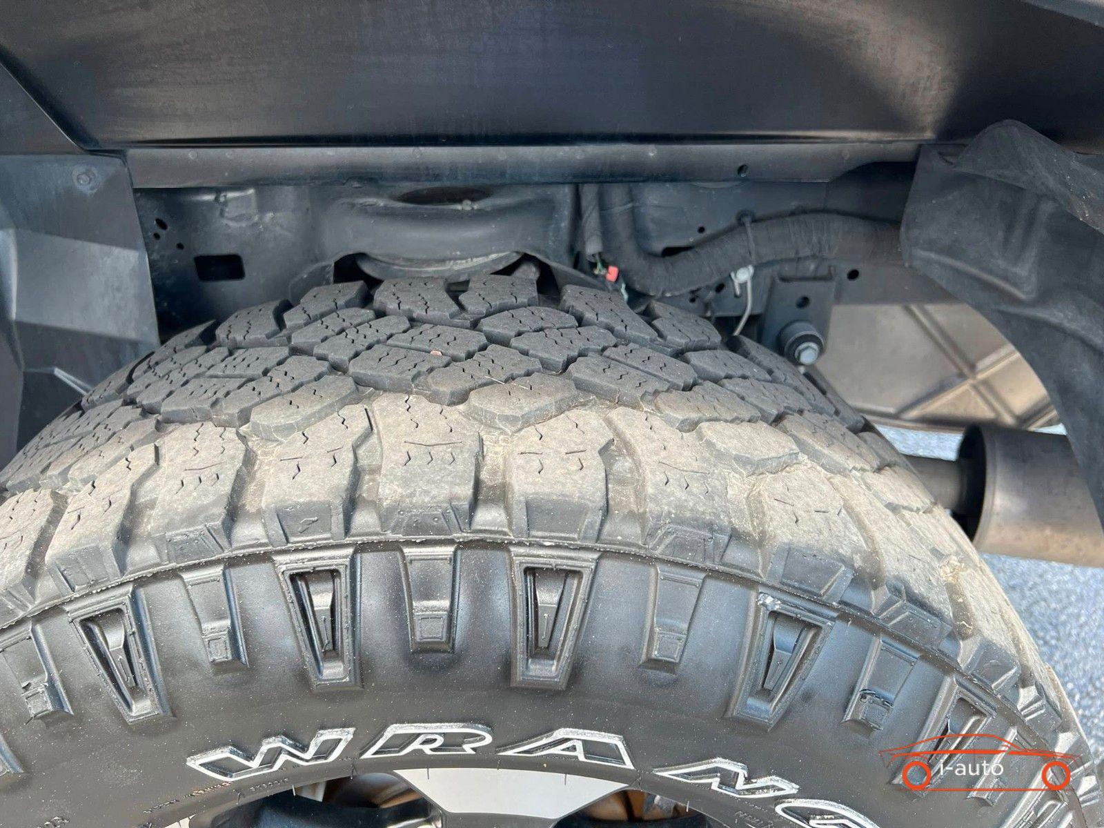Dodge RAM 5.7L V8 HEMI Rebel 4x4 CrewCab za 73730€