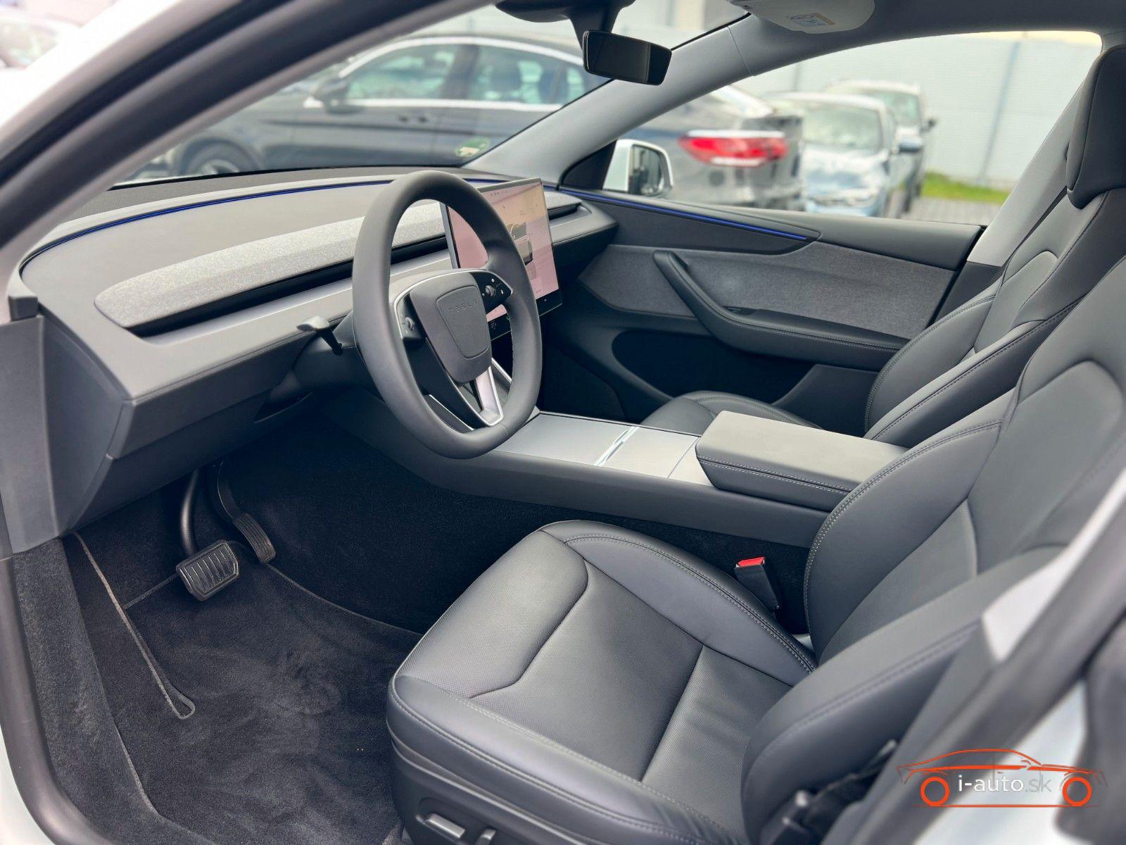 Tesla Model Y SR Juniper Premium za 52760€