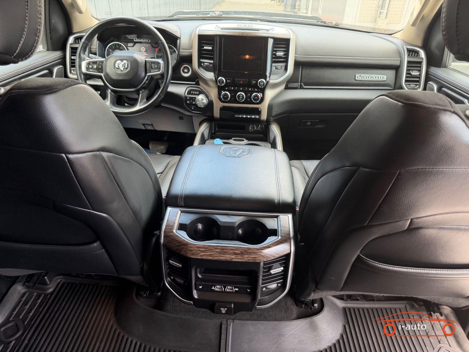 Dodge RAM 5,7 V8 LARAMIE za 53110€