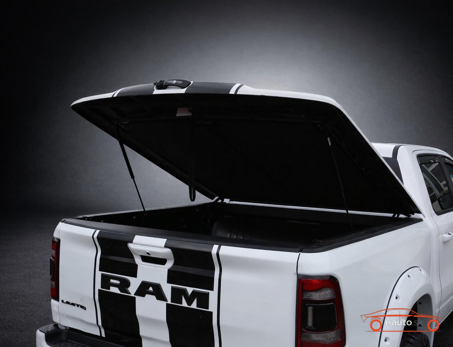Dodge RAM 5.7 V8 HEMI 4x4 CREW CAB LIMITED za 78340€